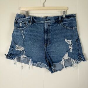 Abercrombie & Fitch Curve Love The 4" Mom Short High Rise Denim Shorts Size 33‎